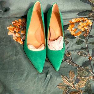 Banana Republic Brown Suede Madison Round Heel Pumps